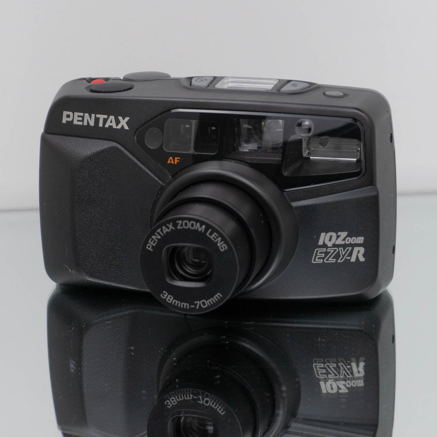 Pentax IQZoom EZY-R Point and Shoot