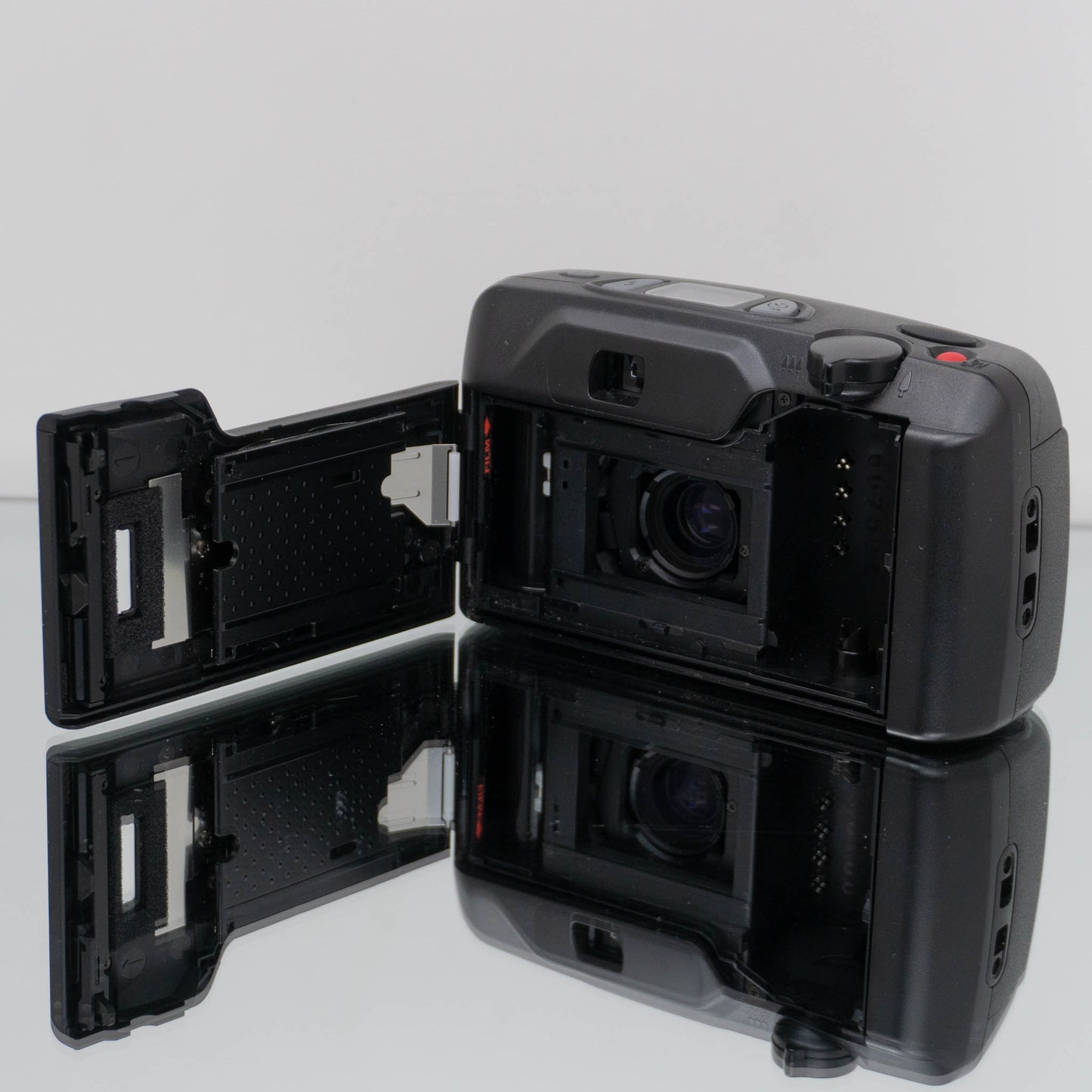 Pentax IQZoom EZY-R Point and Shoot