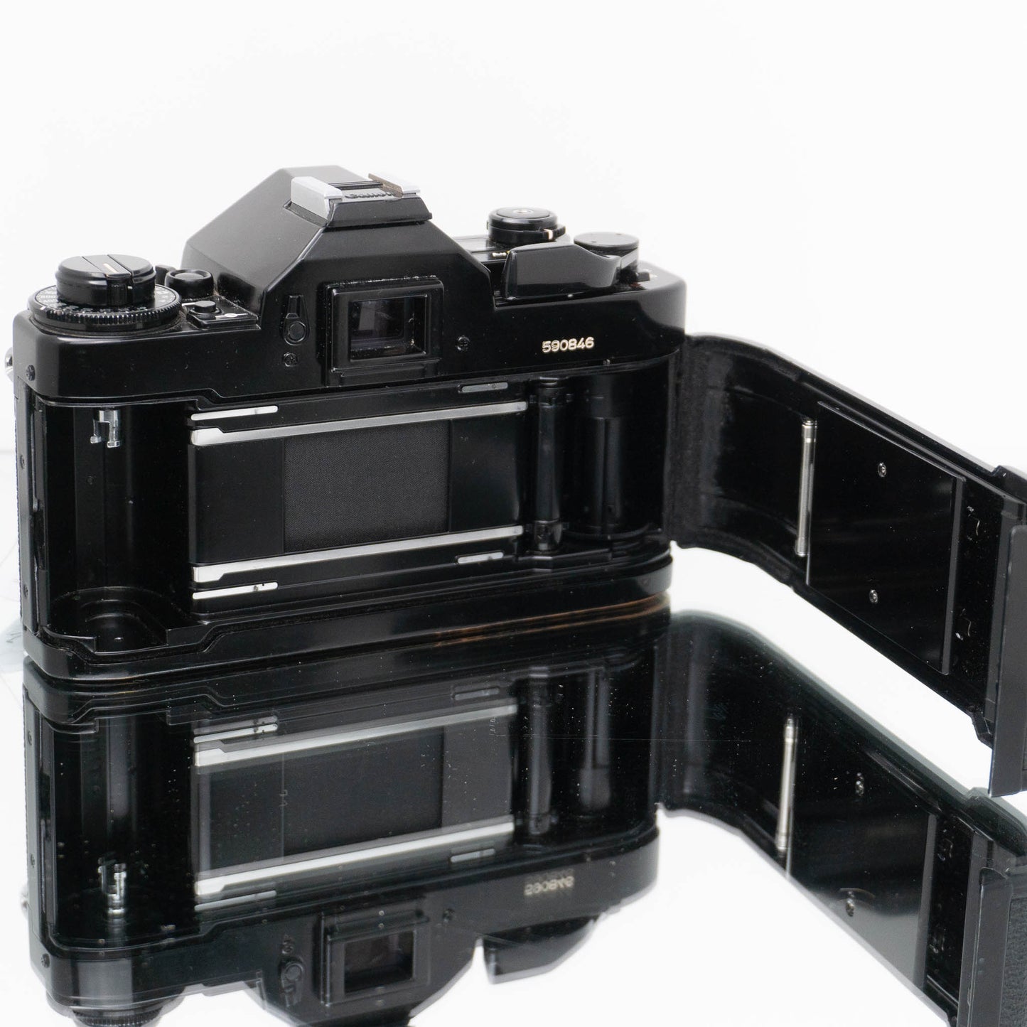 Canon A-1 w/ Canon FD 50mm 1.8 Lens