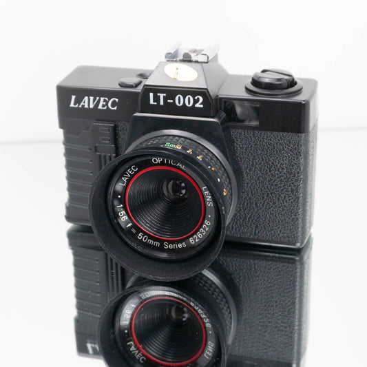 Lavec LT-002 w/ Box and Case