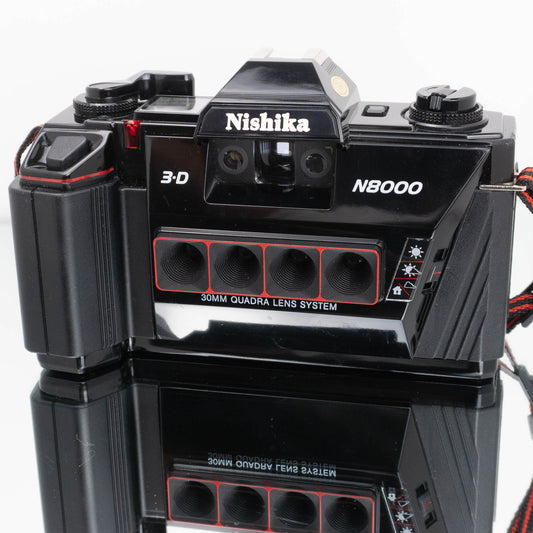 Nishika N8000 3D Camera with Case and Flash