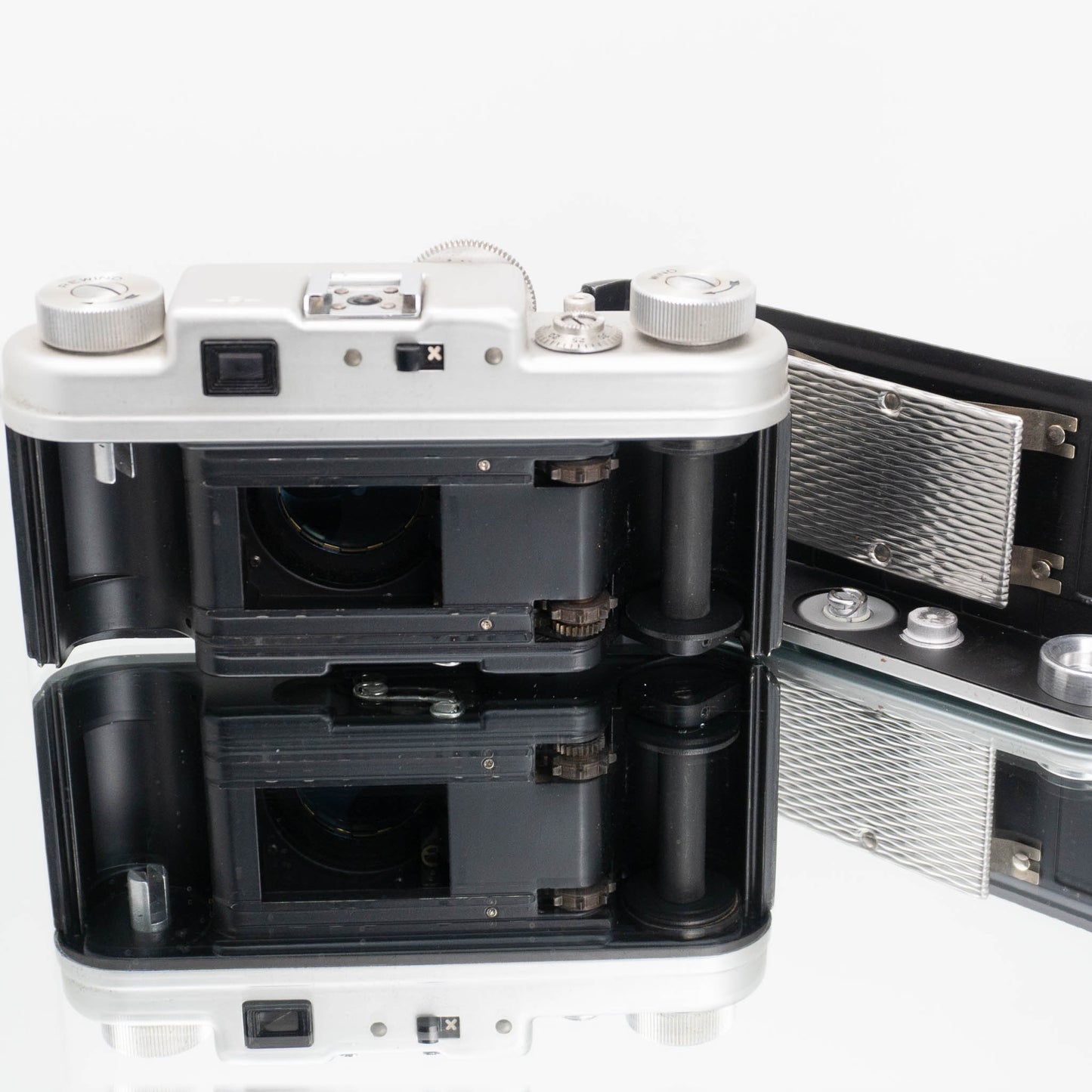 Argus C4 w/ Case
