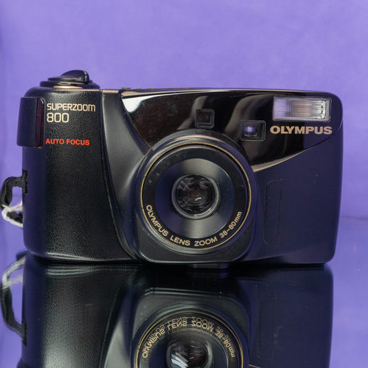 Olympus Superzoom 800 w/ Box Point and Shoot