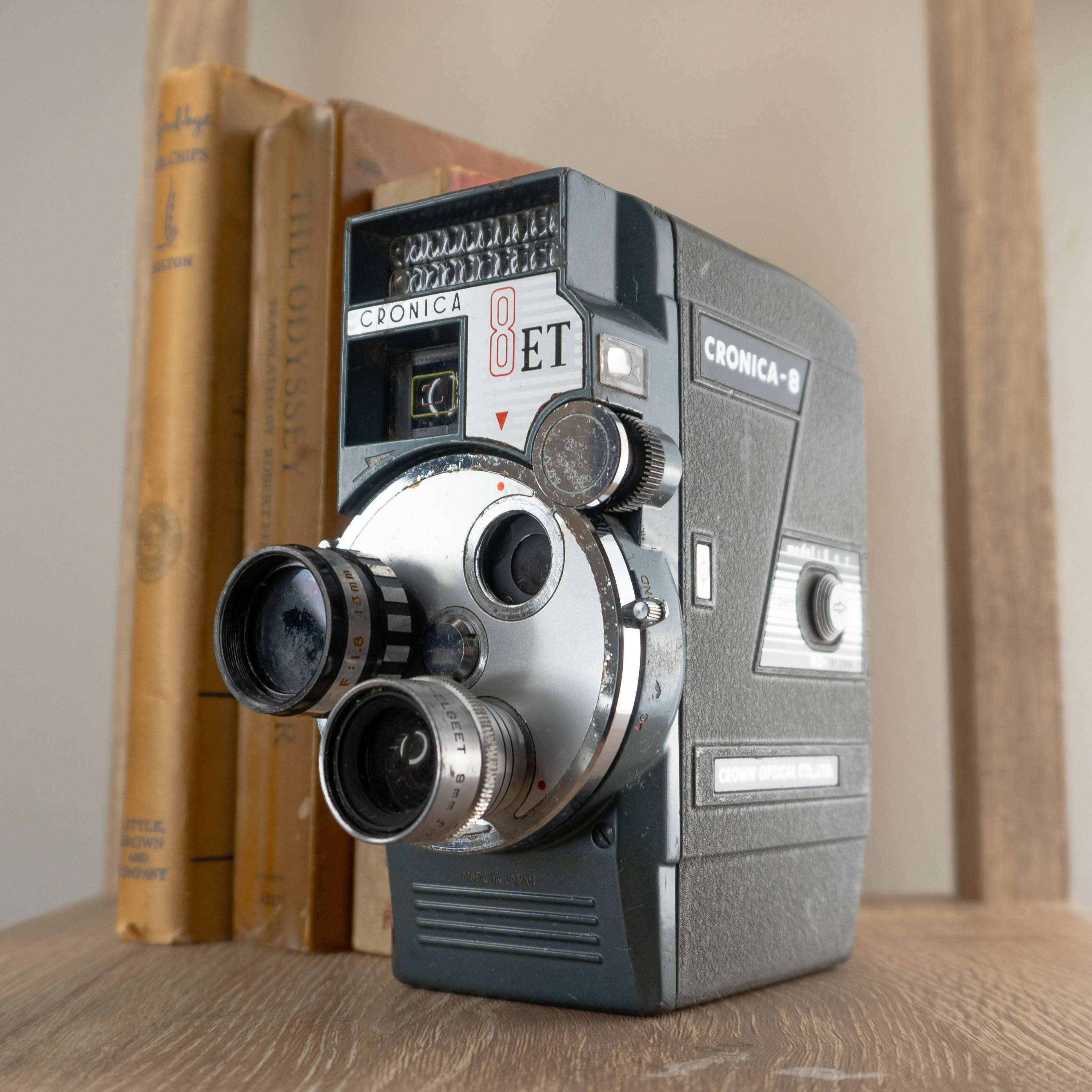 Caméra Crown Optical Cronica 8 ET - Format 8mm - Année 1964 - Occasion