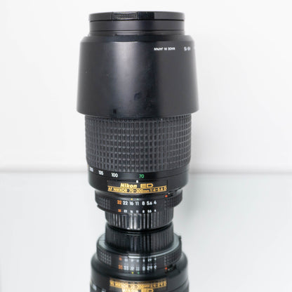 Nikon AF Nikkor 70-300mm f/4-5.6