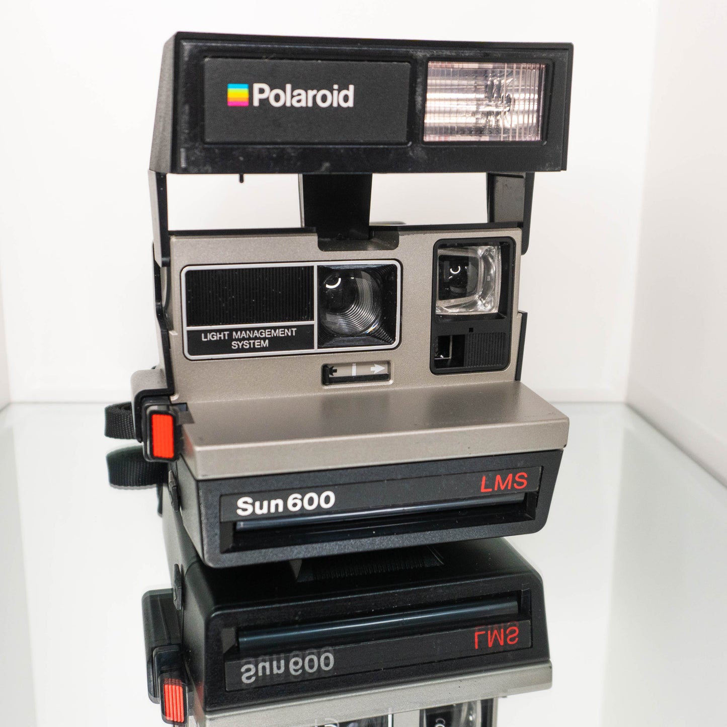 Polaroid Sun 600 LMS