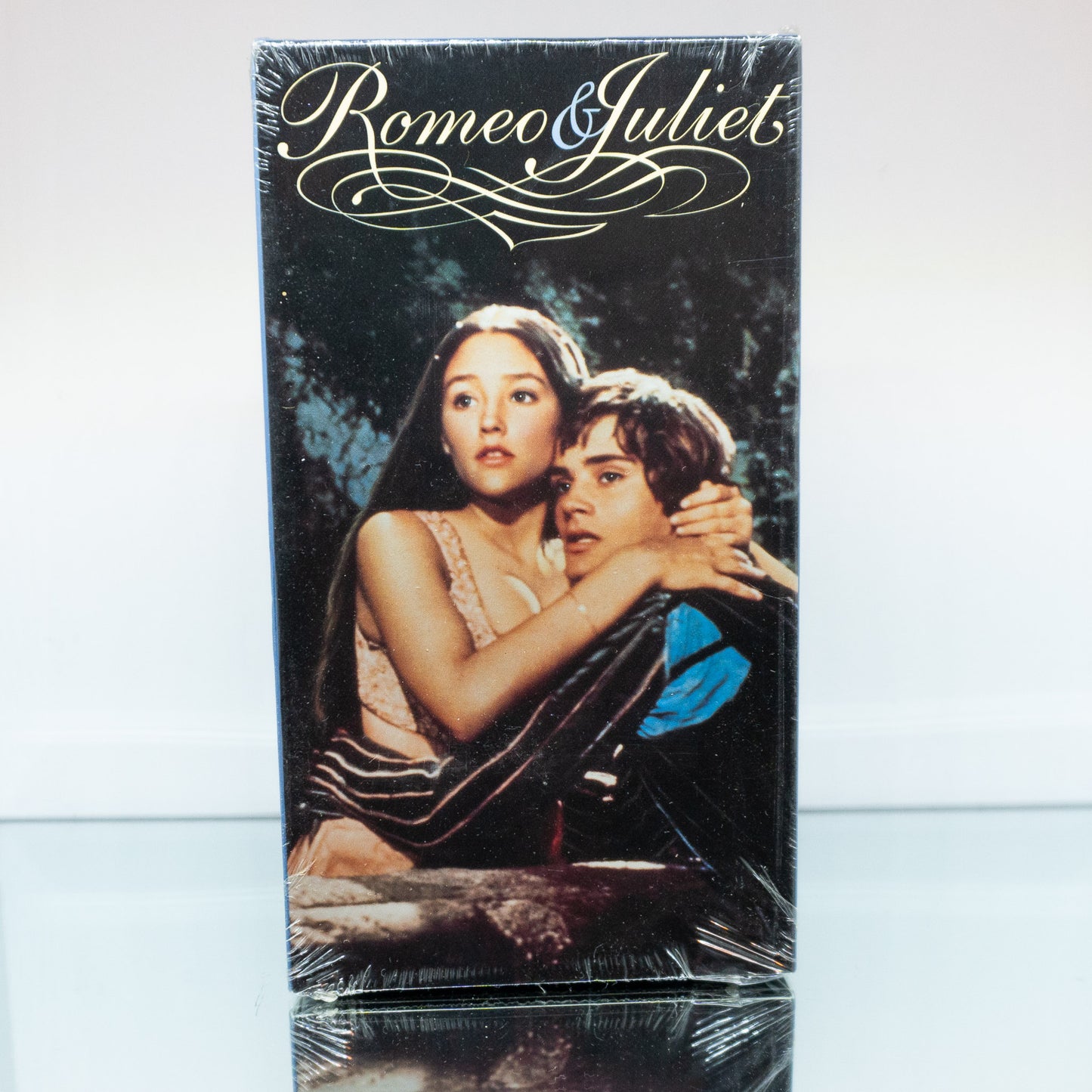 Romeo & Juliet VHS (Sealed)