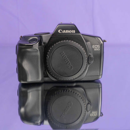 Canon Eos 850 SLR (Body Only)