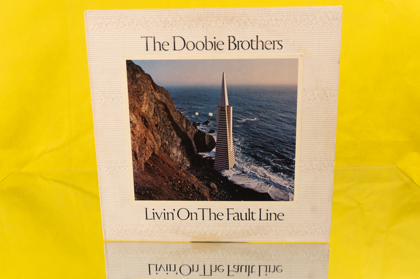 THE DOOBIE BROTHERS "LIVIN' ON THE FAULT LINE" LP